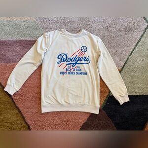 Like new Dodgers Cream Sweatshirt